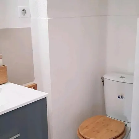 Studio Point Zero A 300 Metre De La Mer Apartment *