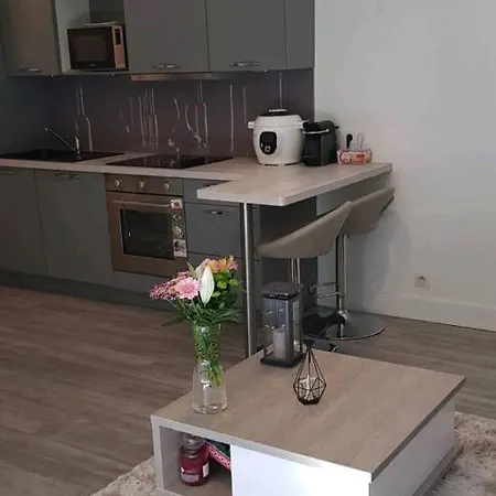 Studio Point Zero A 300 Metre De La Mer Apartment